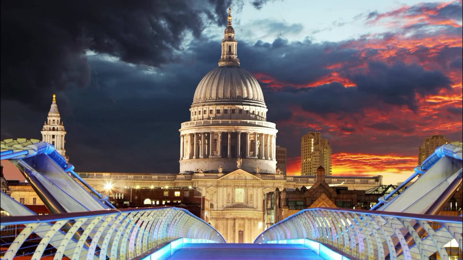 St Paul View From Millennium Bridge Background