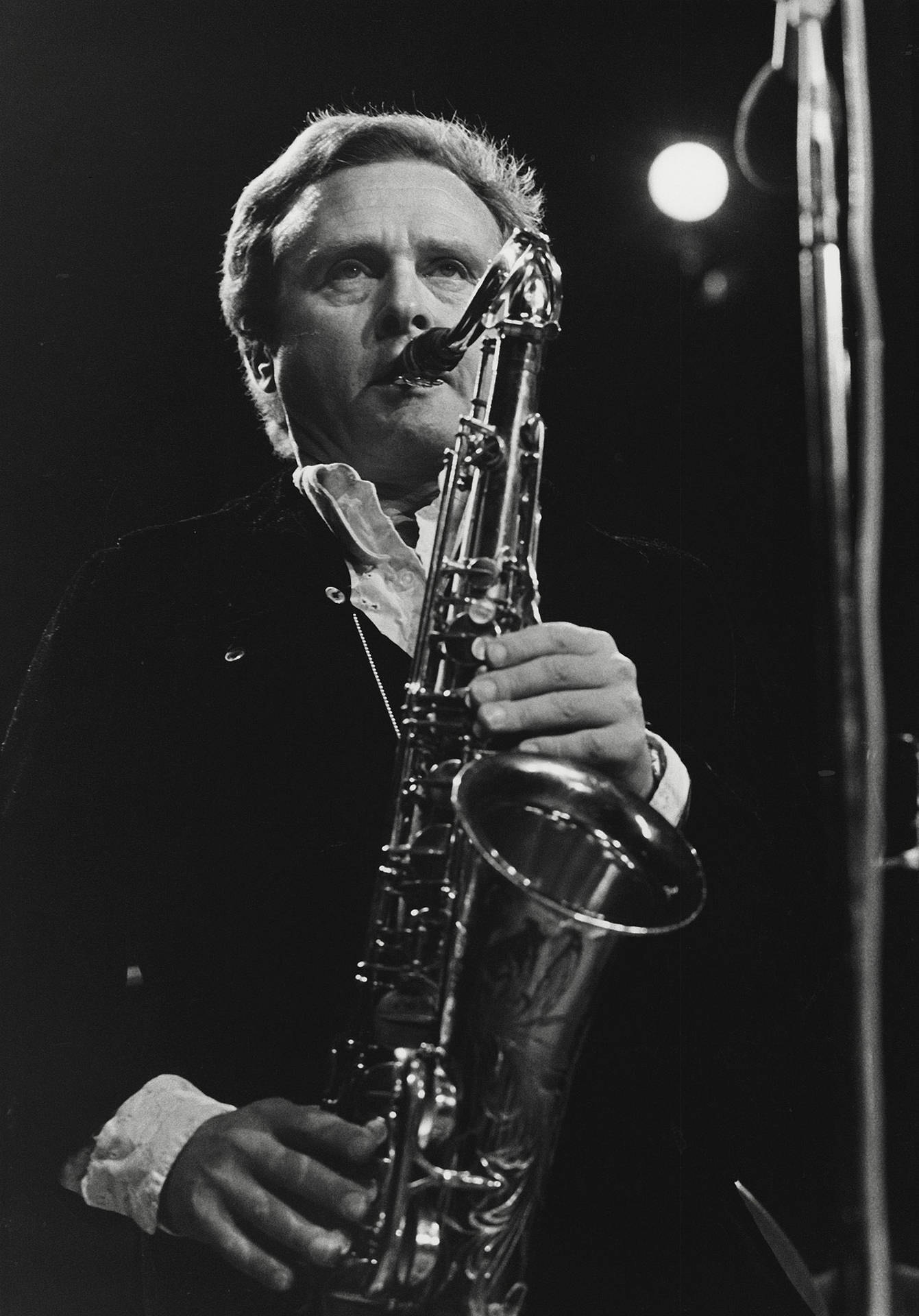 Stan Getz Performing In Copenhagen 1974 Background