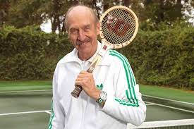 Stan Smith Inside The Tennis Court Background