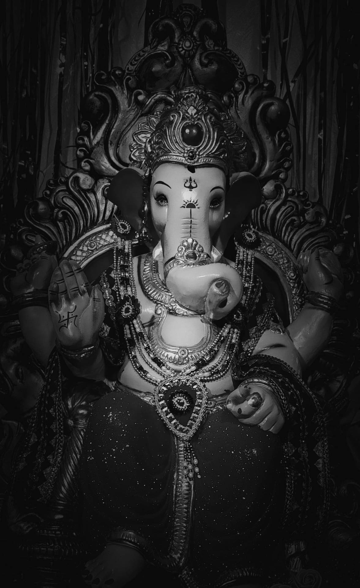 Standing Ganesh Statue Iphone Background