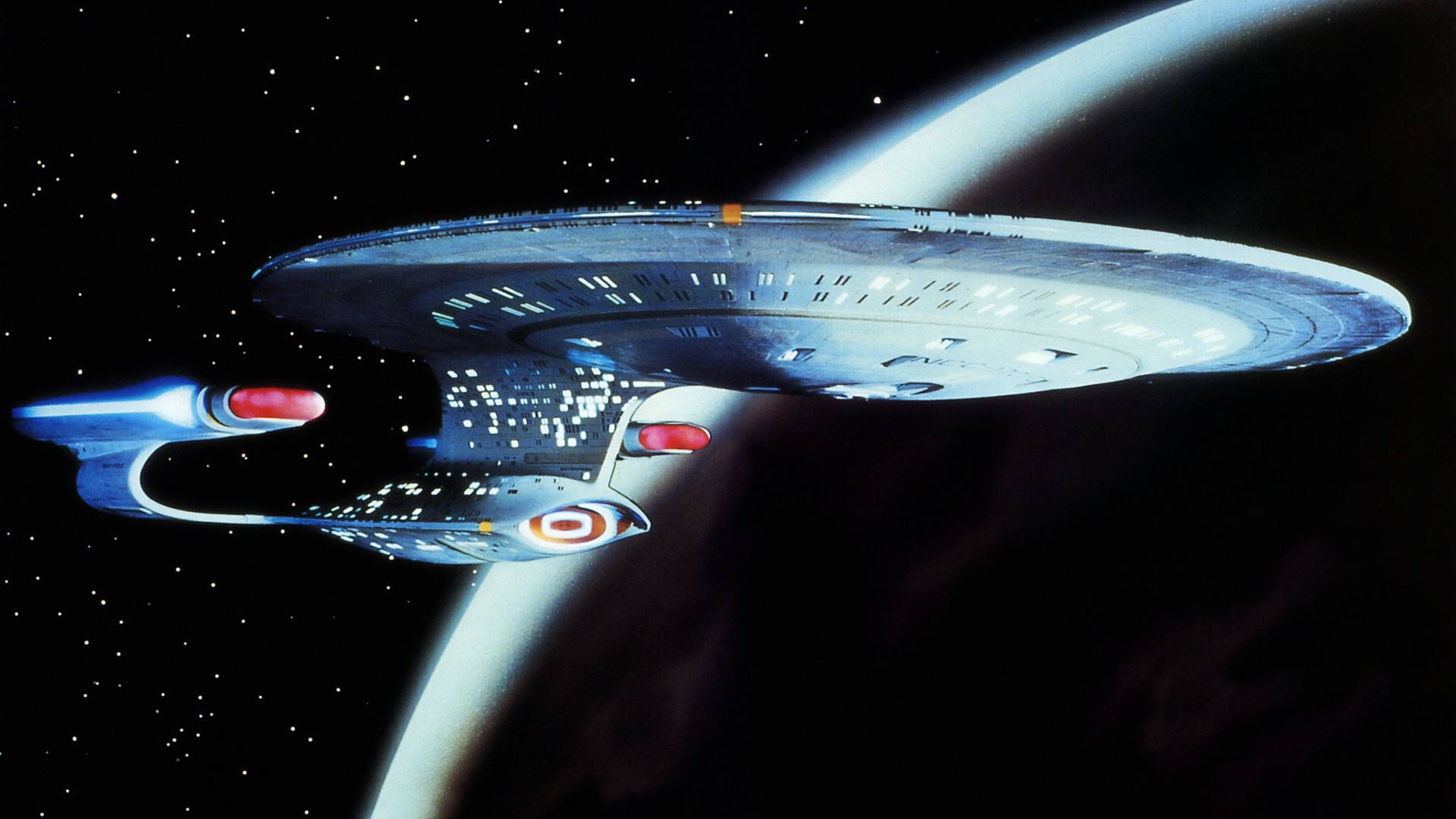 Star Trek Spaceship High Quality Desktop Background