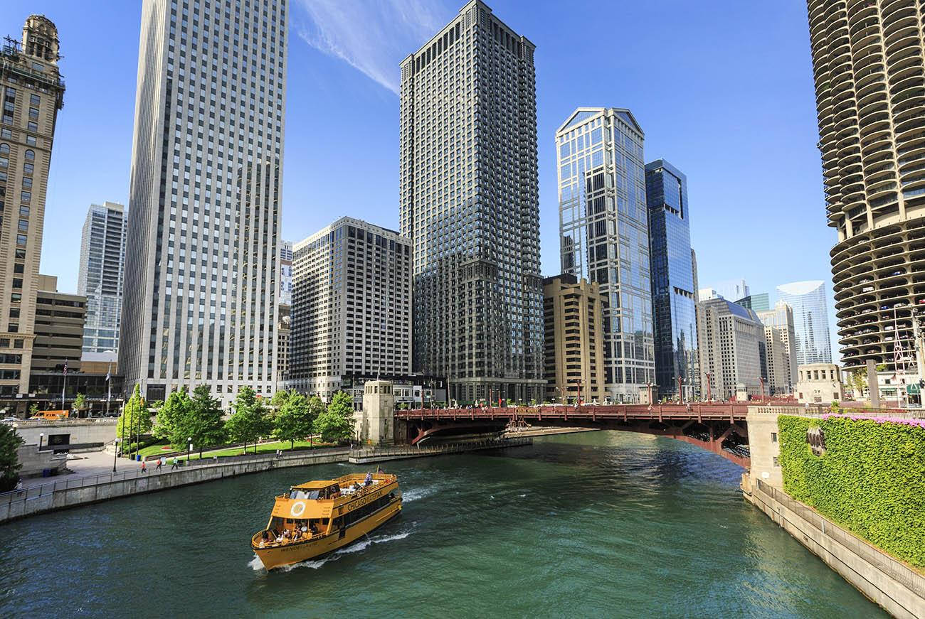 State Street Bridge Over The Chicago River, Illinois