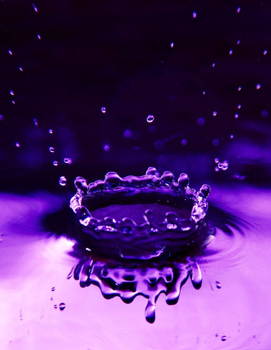 Static Purple Water Droplets
