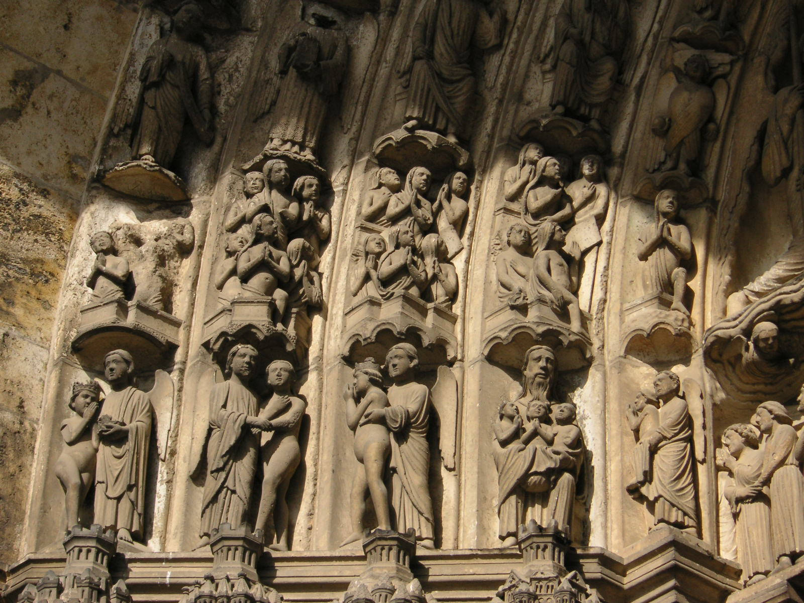 Statues In Chartres Cathedral Background