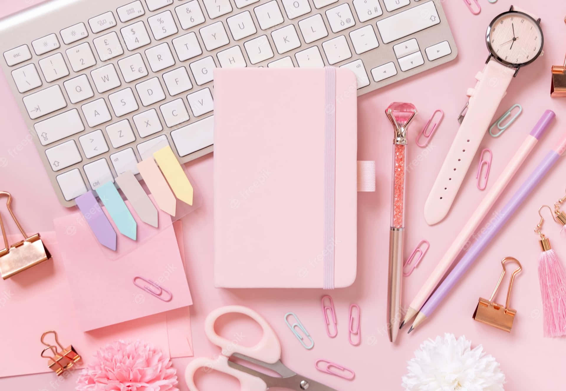 Stay Stylish And Never Be Disconnected With This Gorgeous Girly Laptop! Background