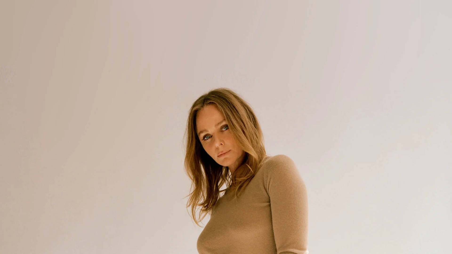 Stella Mccartney Elegance - Fashion Icon In A Beige Top