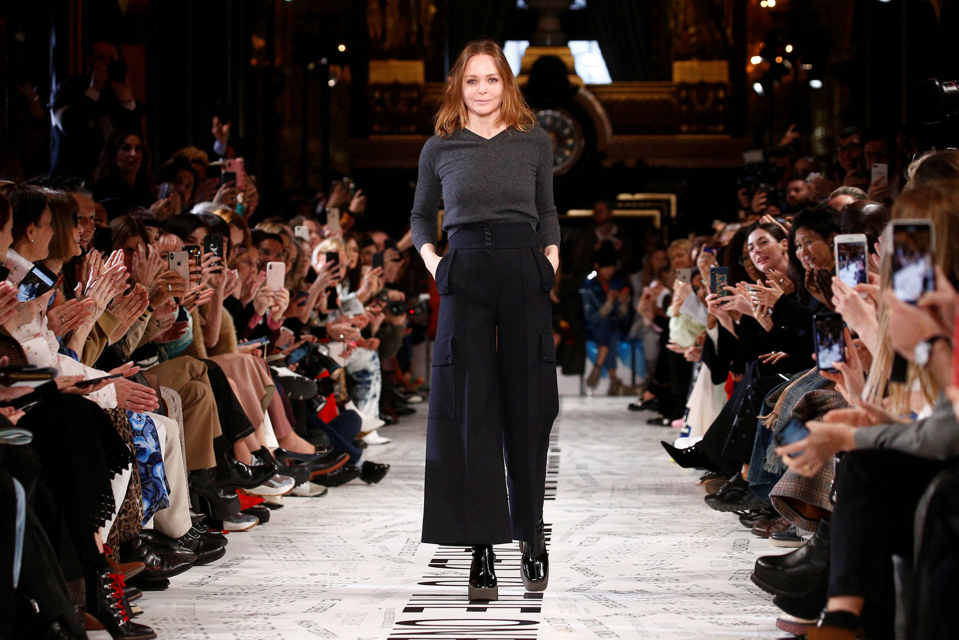 Stella Mccartney On The Runway Background