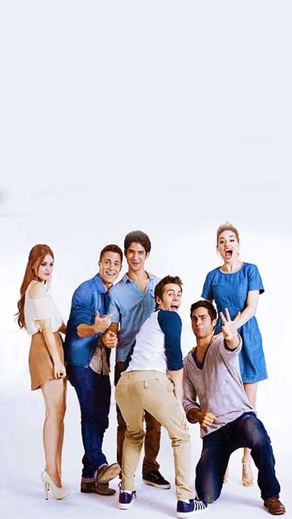 Stellar Cast Of Teen Wolf At Comicon 2011 Background
