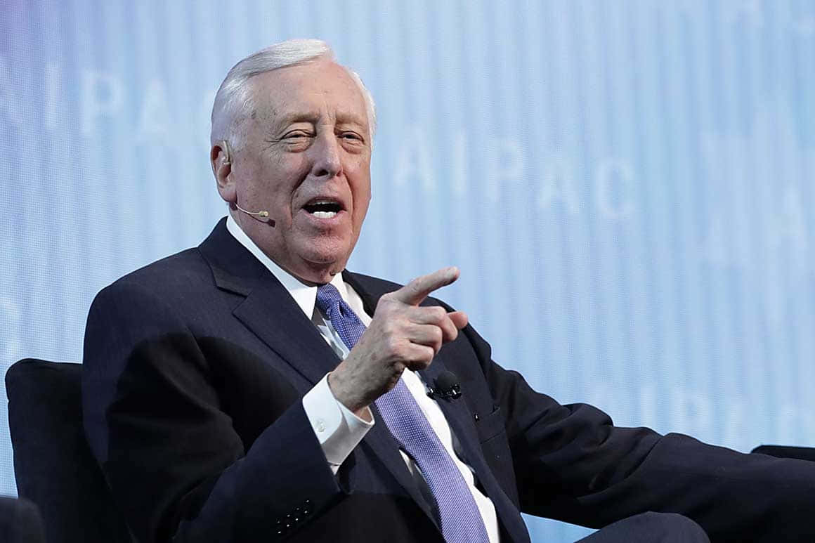 Steny Hoyer Engaged In Deep Discussion Background
