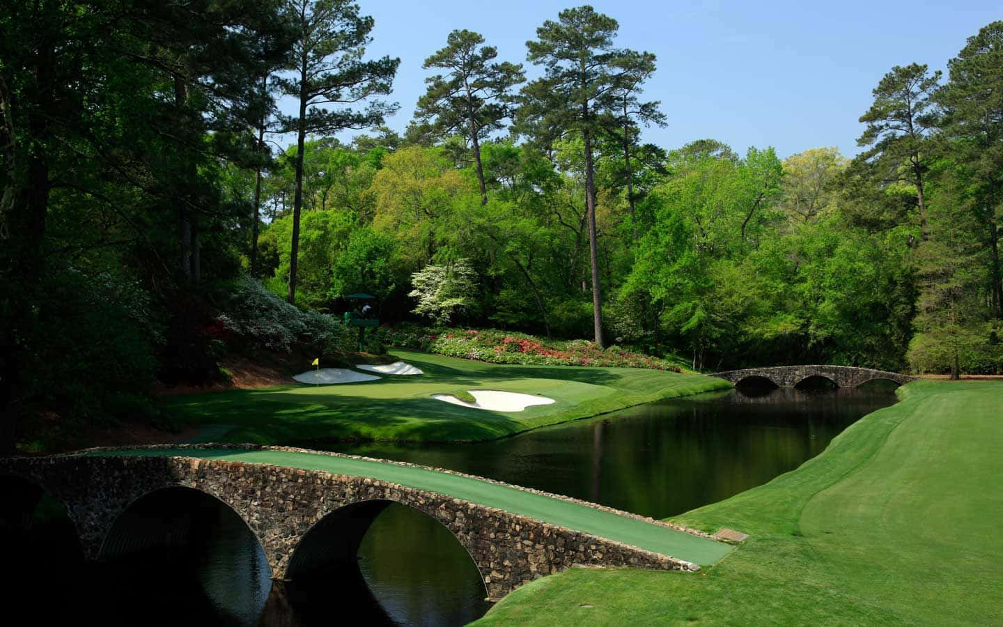 Step Onto The Magnificent Augusta National Golf Course