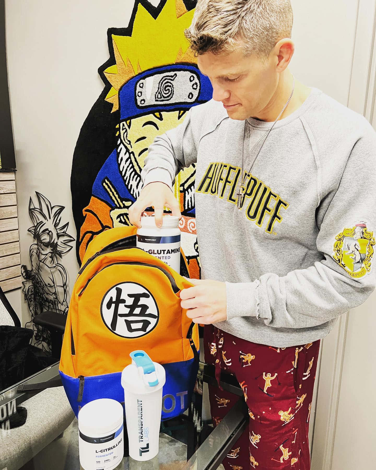 Stephen Thompson Displaying His Remarkable Martial Arts Skills Background
