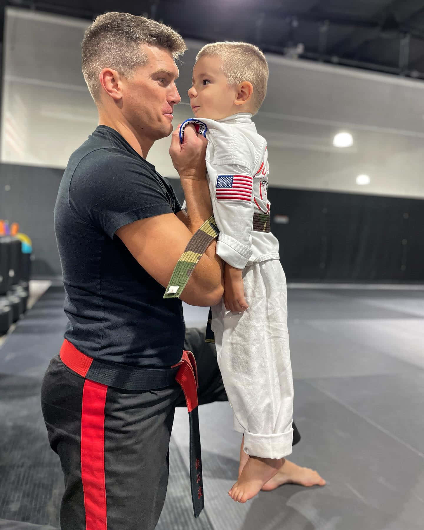Stephen Thompson In The Heat Of A Ufc Fight. Background