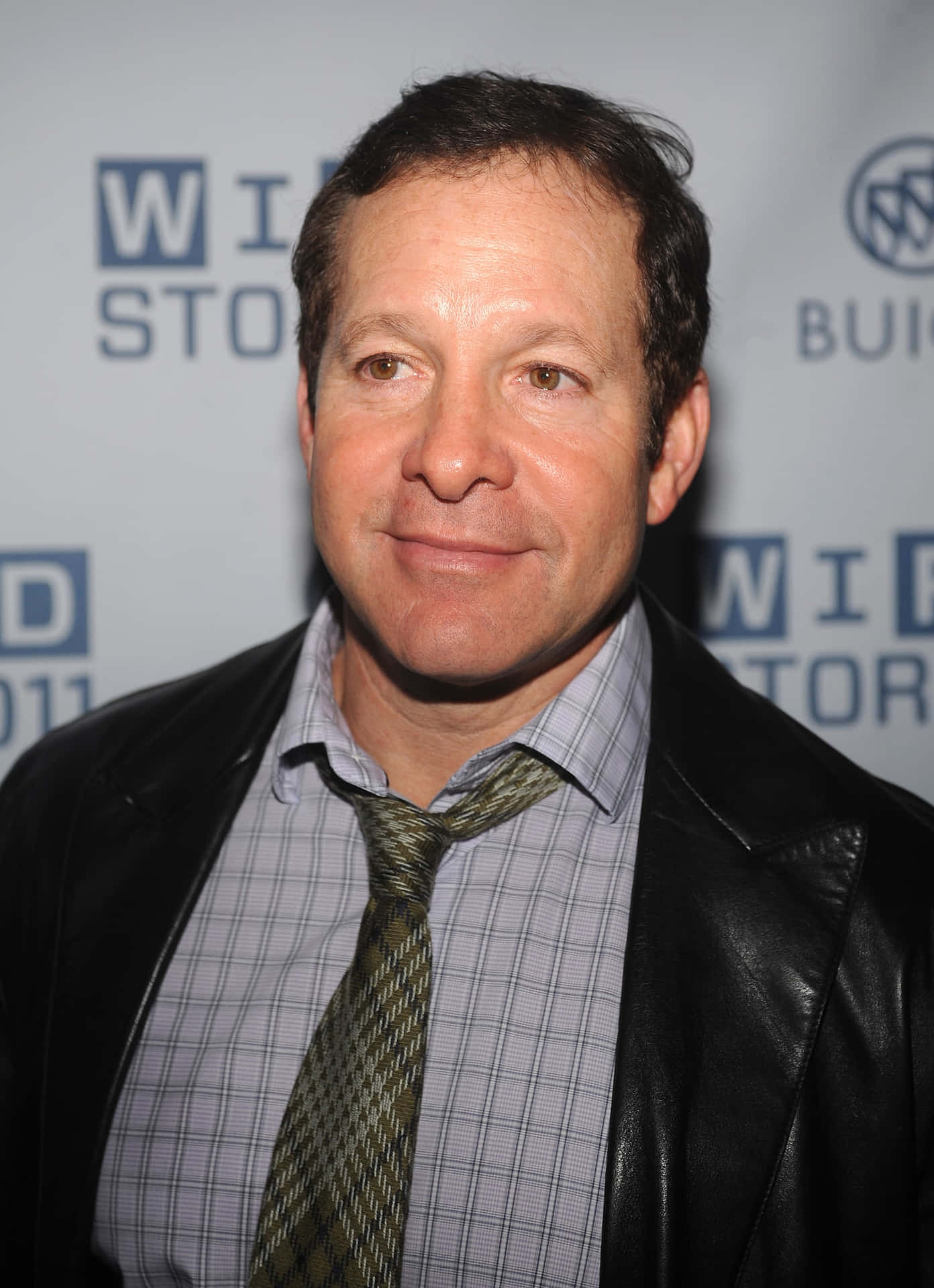 Steve Guttenberg, A Hollywood Actor Known For His Roles In Police Academy And Diner. Background