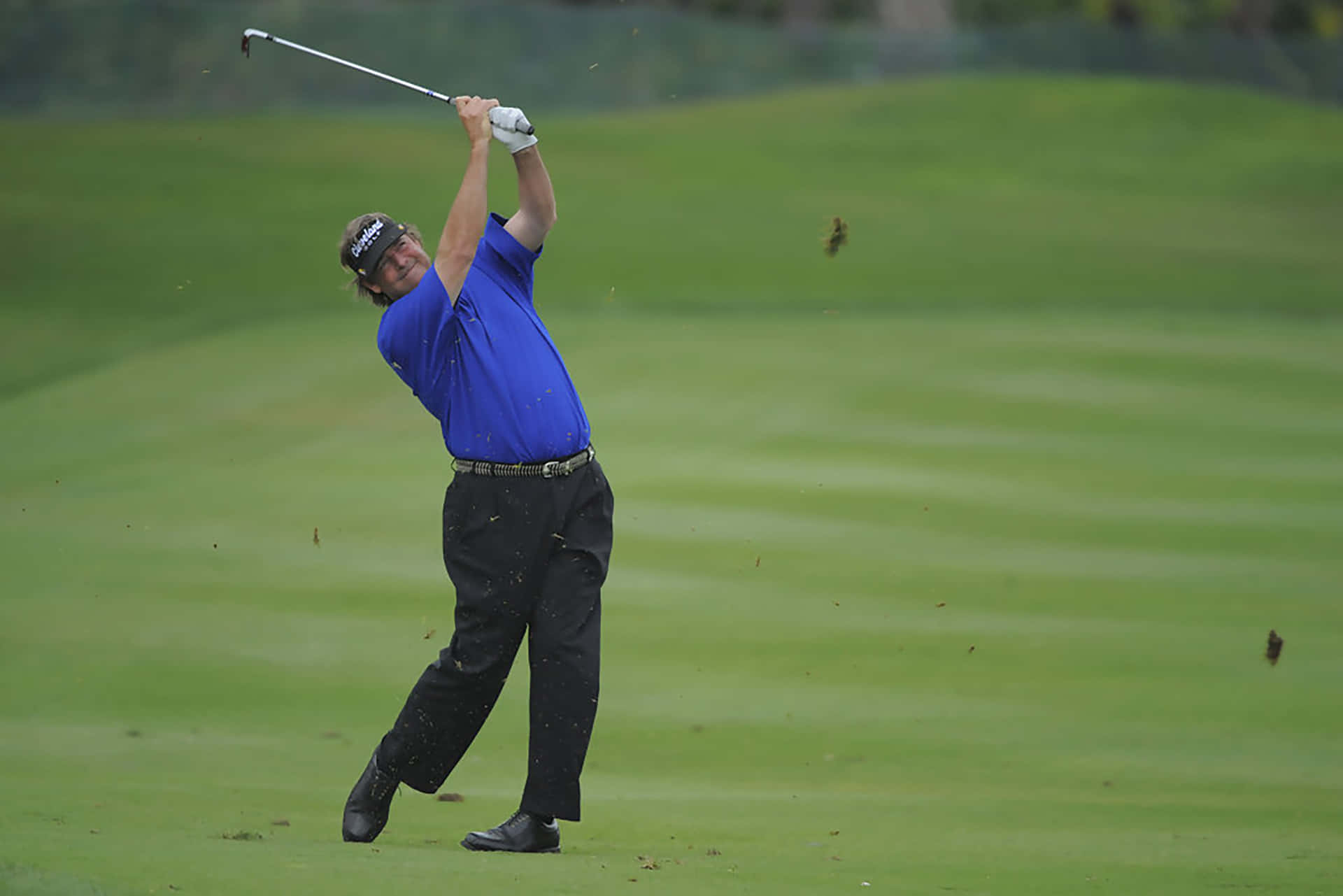 Steve Lowery Sends Golf Ball Flying