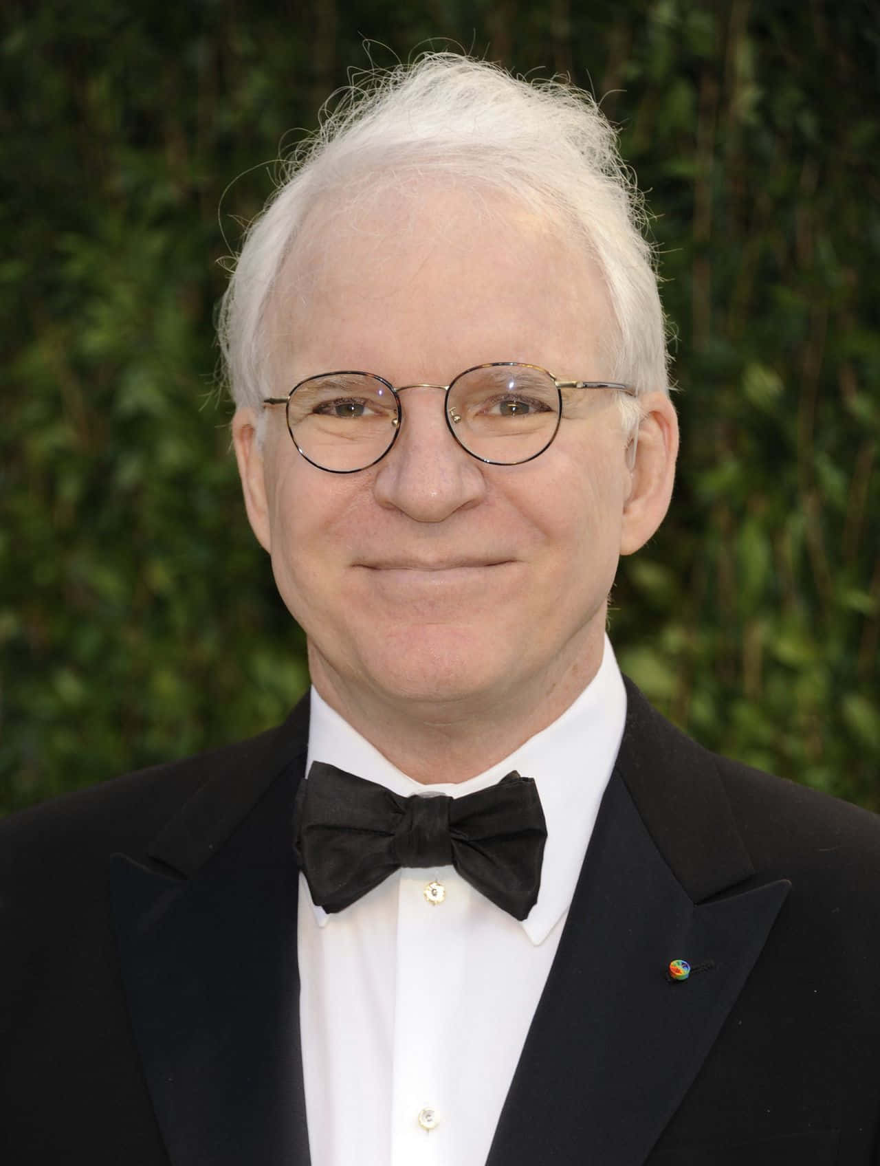 Steve Martin's Signature Brand Of Humor Background