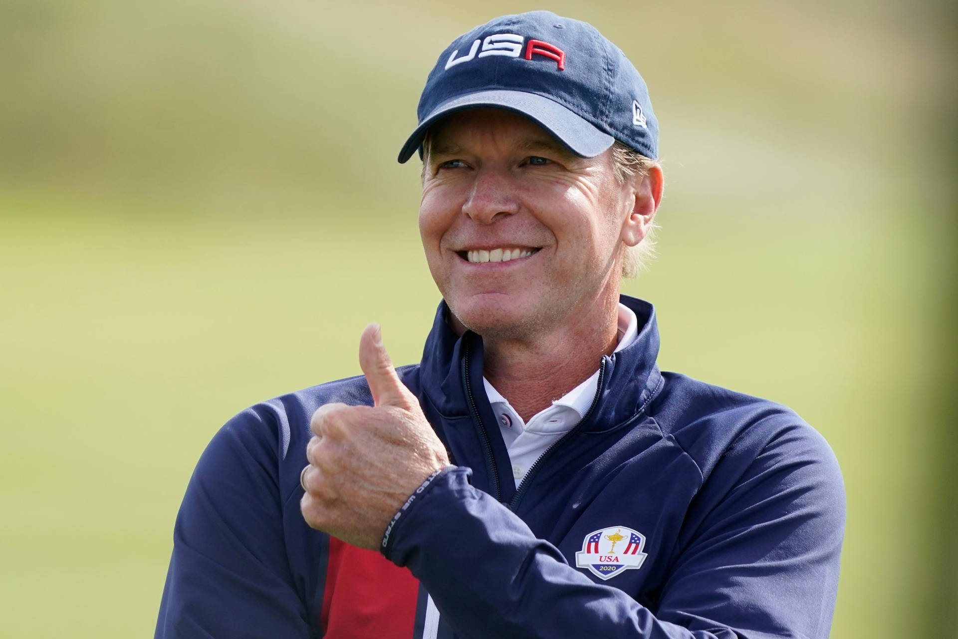 Steve Stricker Thumbs Up Background