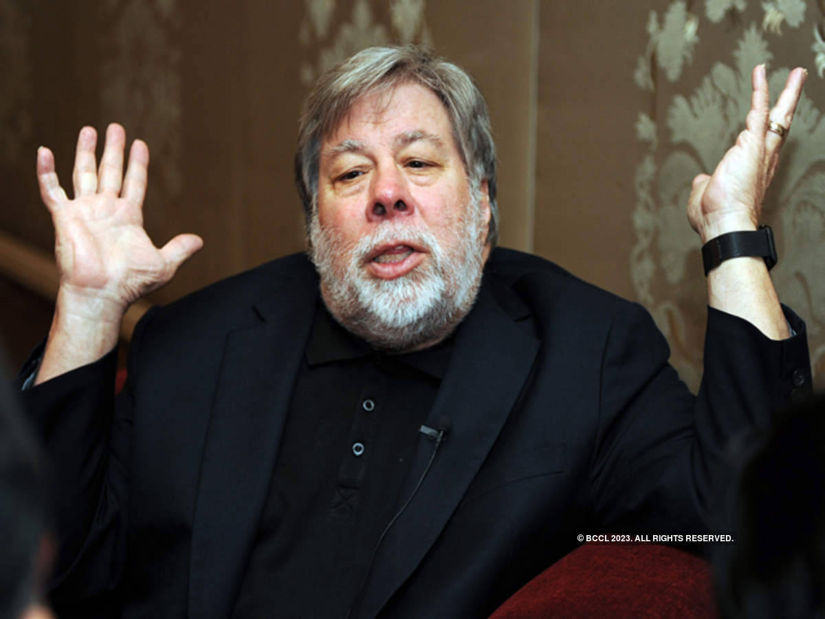 Steve Wozniak Raising Both Hands Background