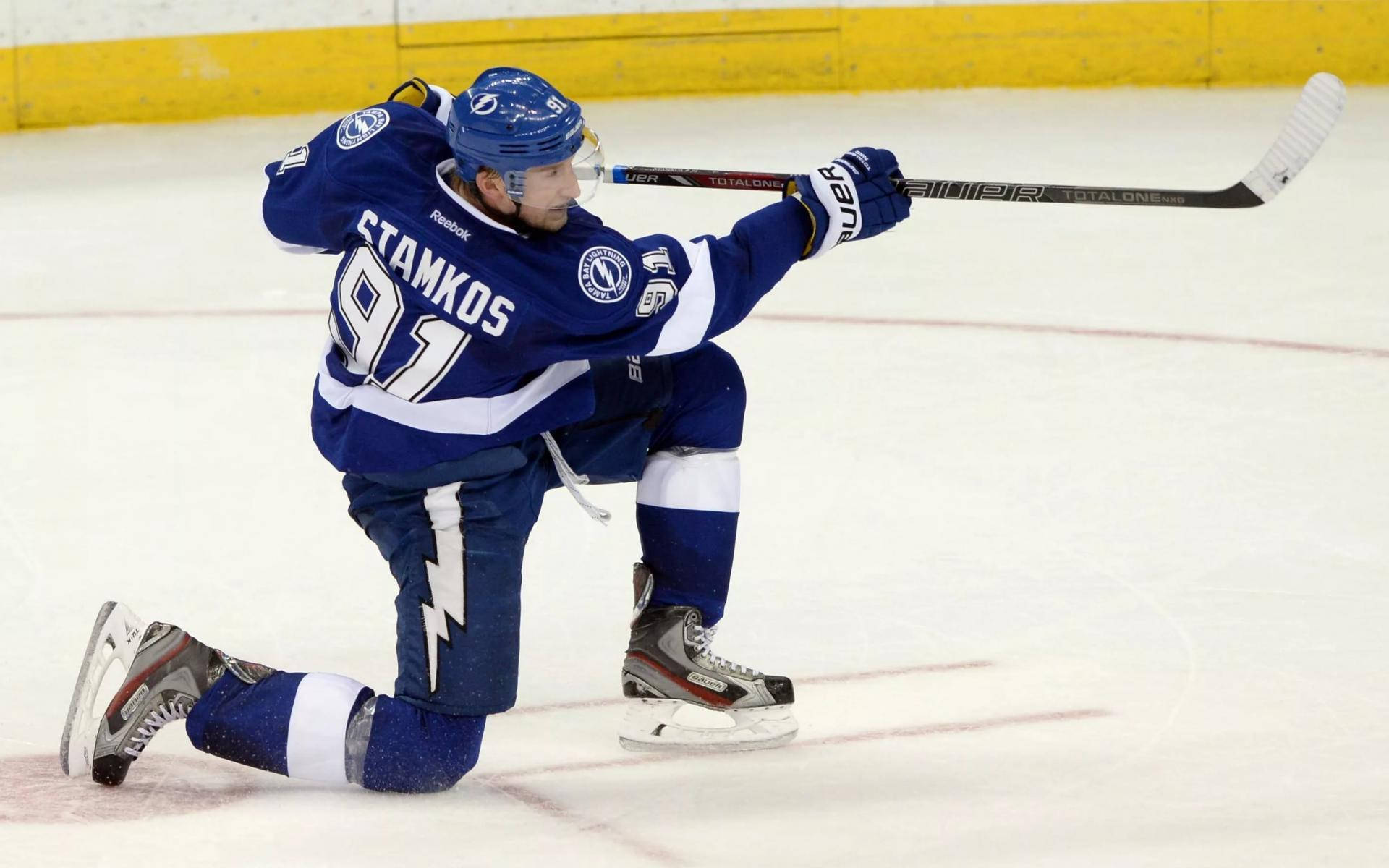 Steven Stamkos Tampa Bay Lightning Hockey Live