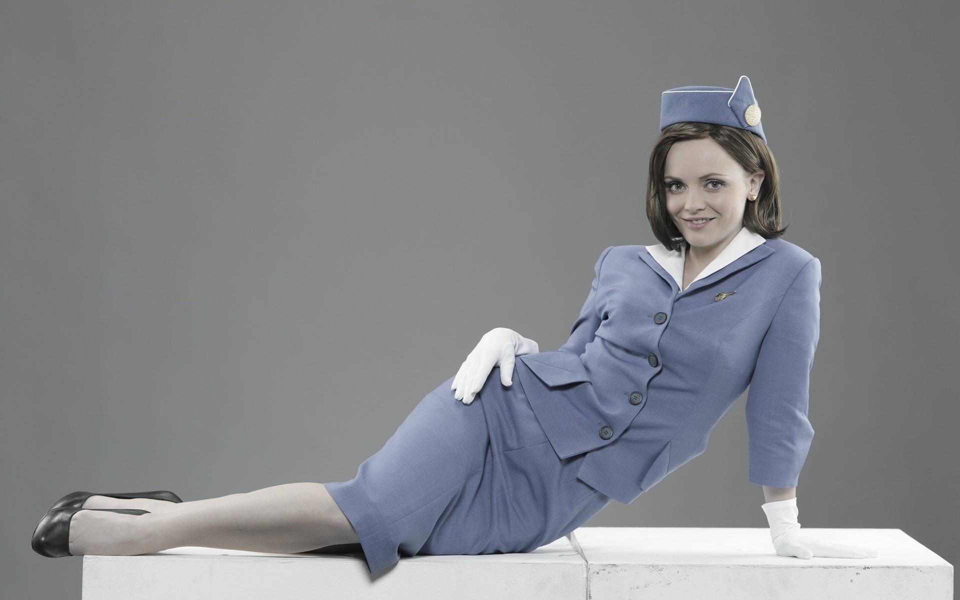 Stewardess Christina Ricci Background