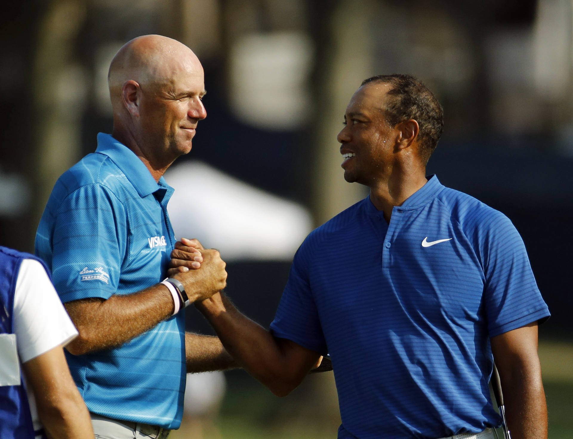 Stewart Cink Shaking Hands With Tiger Woods