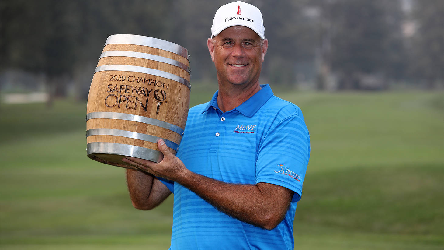 Stewart Cink Triumphantly Holding Barrel