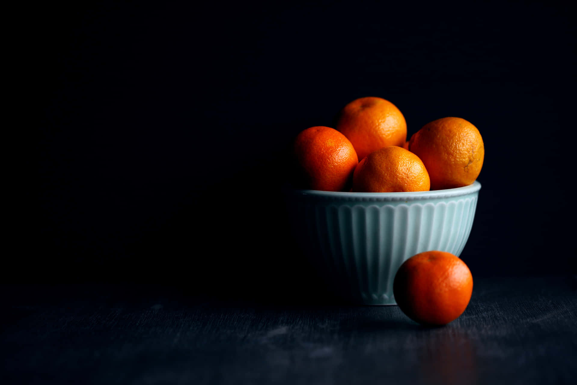 Still Oranges Desktop Background