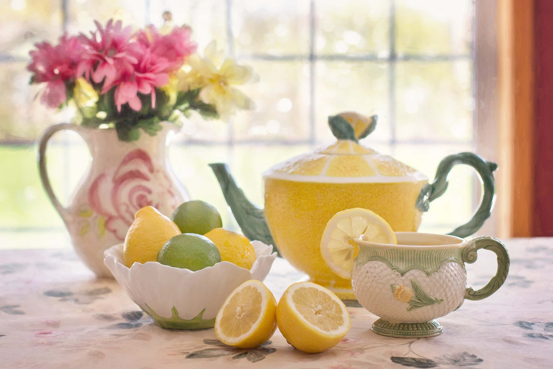 Still Tea Lemon Pot Background
