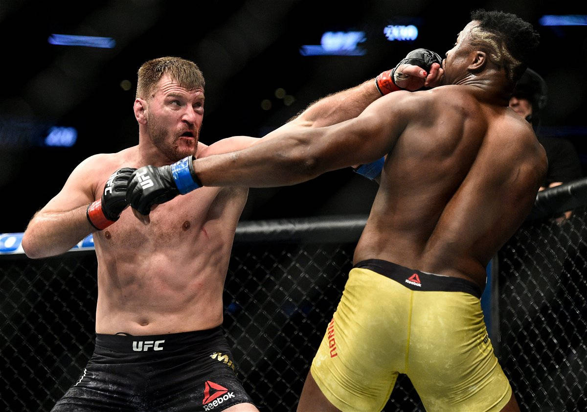 Stipe Miocic Trading Left Hooks