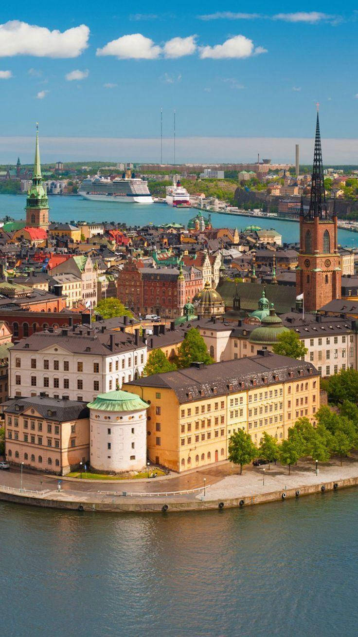 Stockholm Surrounded By Water Background