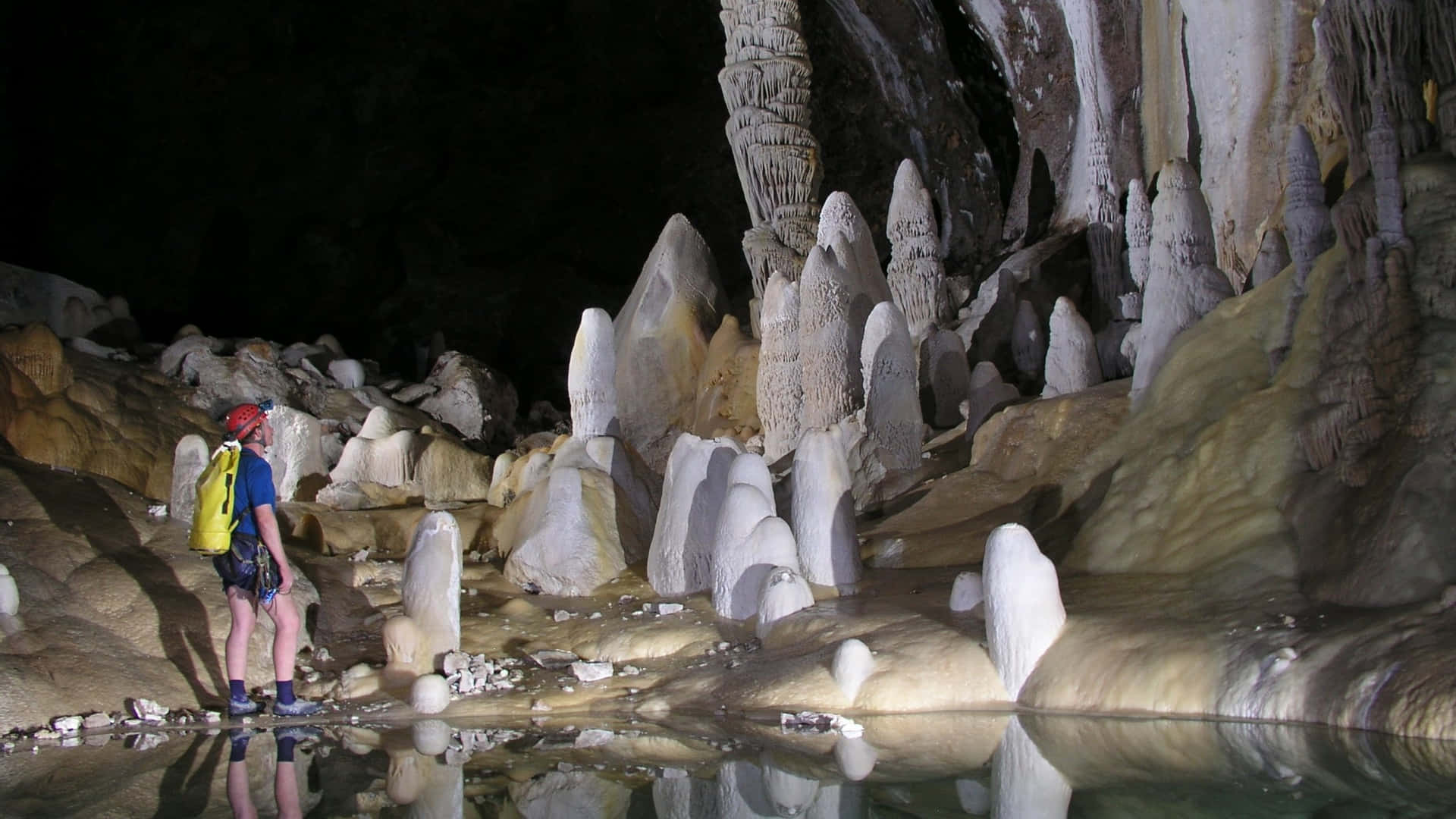 Stone Formation Carlsbad Caverns National Park Background