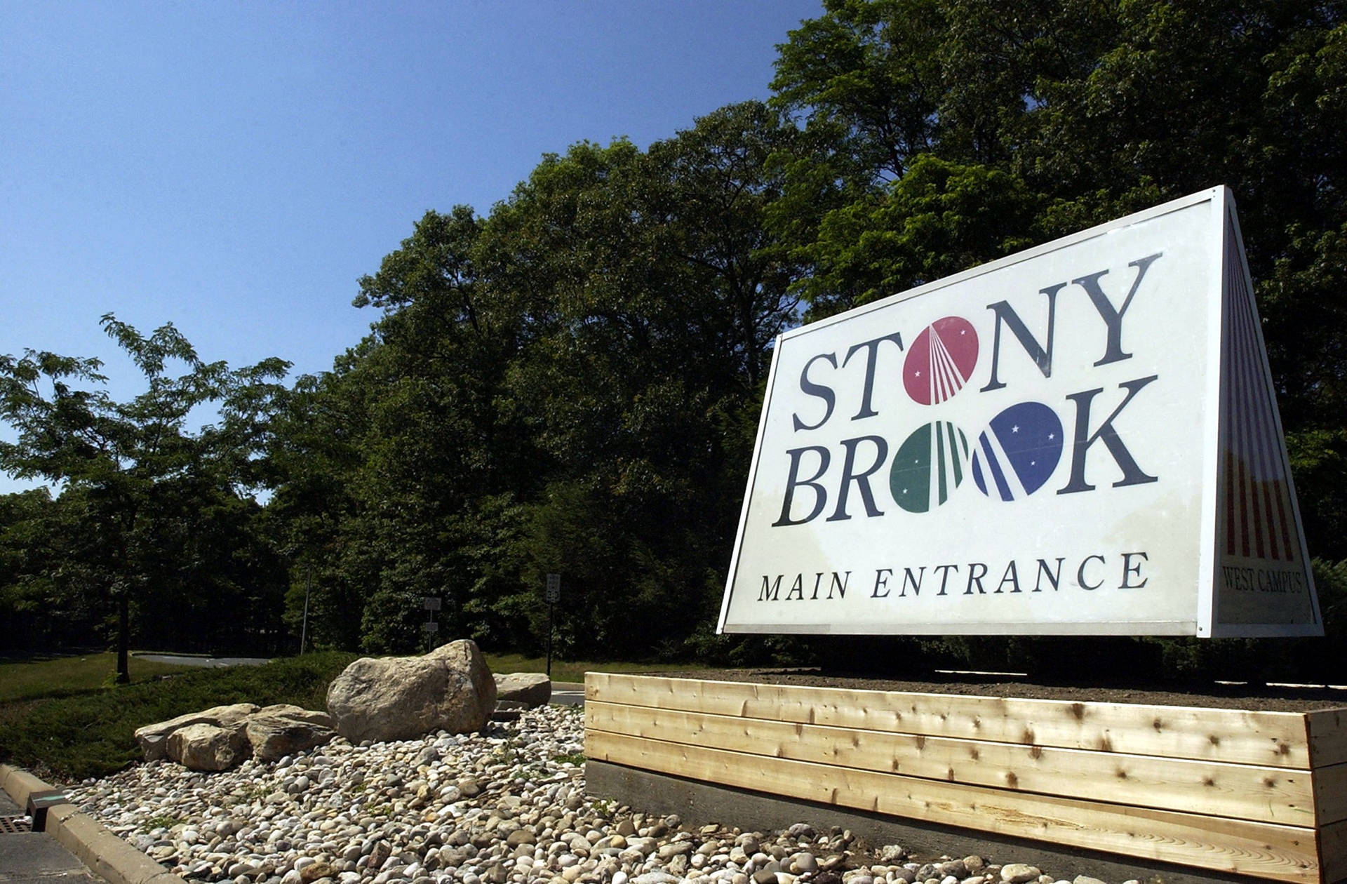 Stony Brook University Main Entrance Signage Background