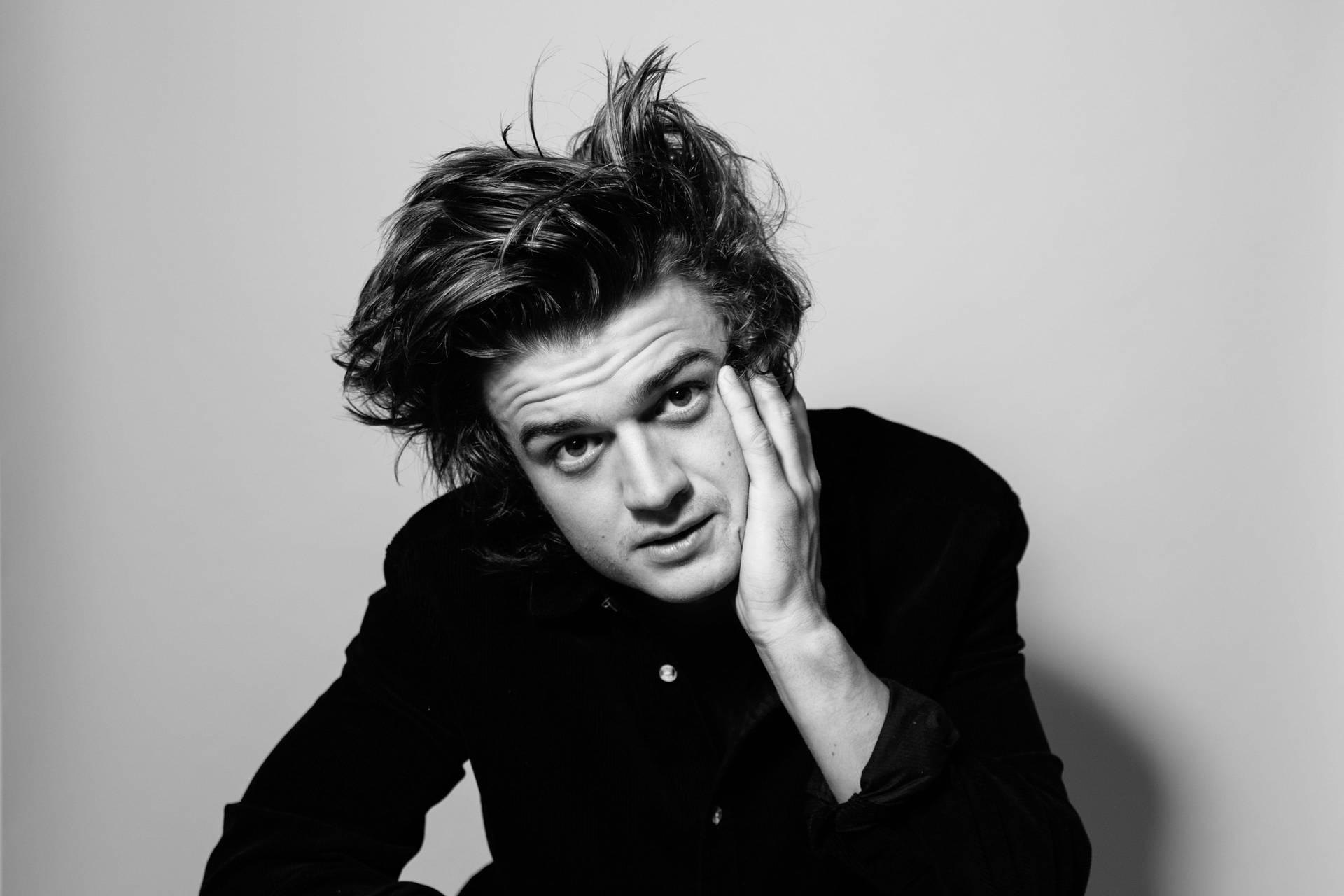 Stranger Things Cast Joe Keery