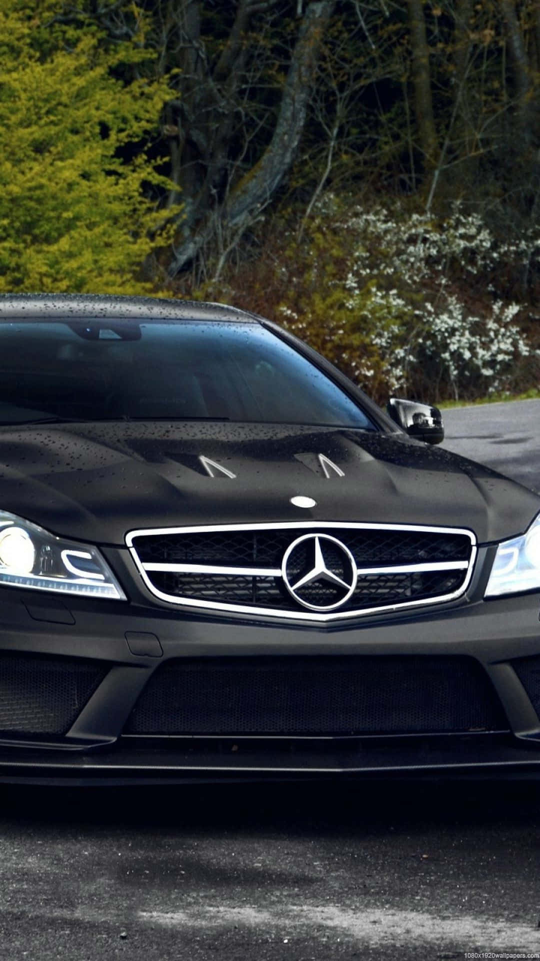 Stray No More With The Stylish Mercedes Black Background