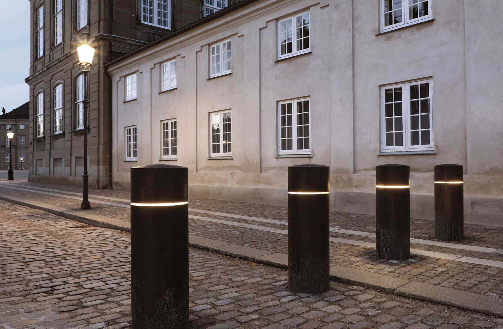 Street In Amalienborg Palace Background