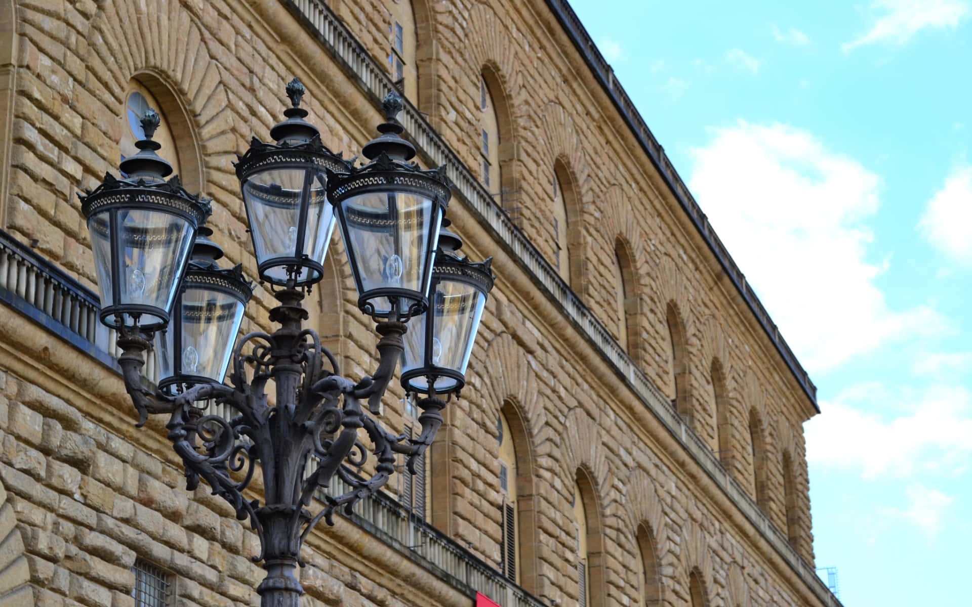 Street Lights Palazzo Pitti Background