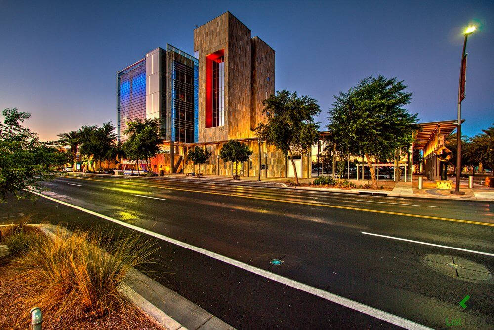 Streetlights In Chandler City Hall Background