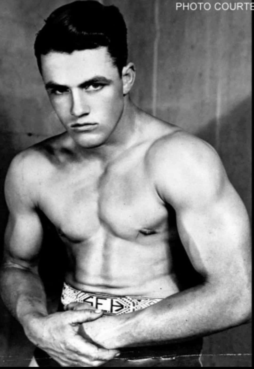 Stu Hart: The Canadian Professional Wrestling Legendar Background