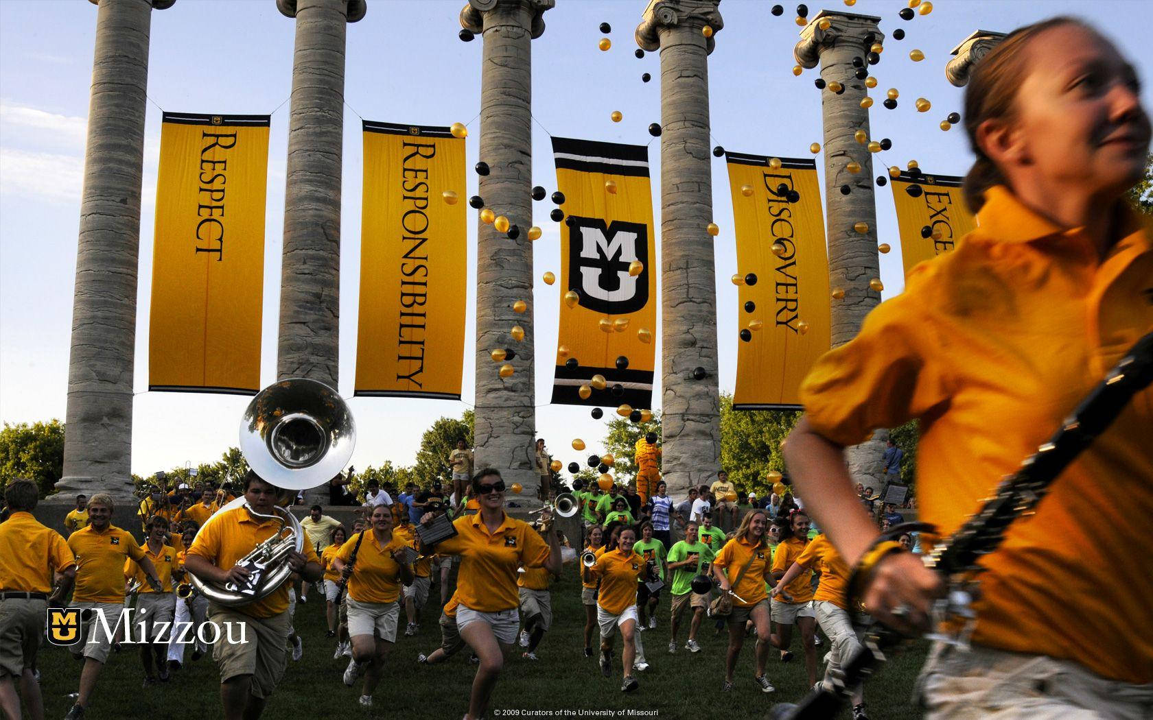 Students Running Columns University Of Missouri