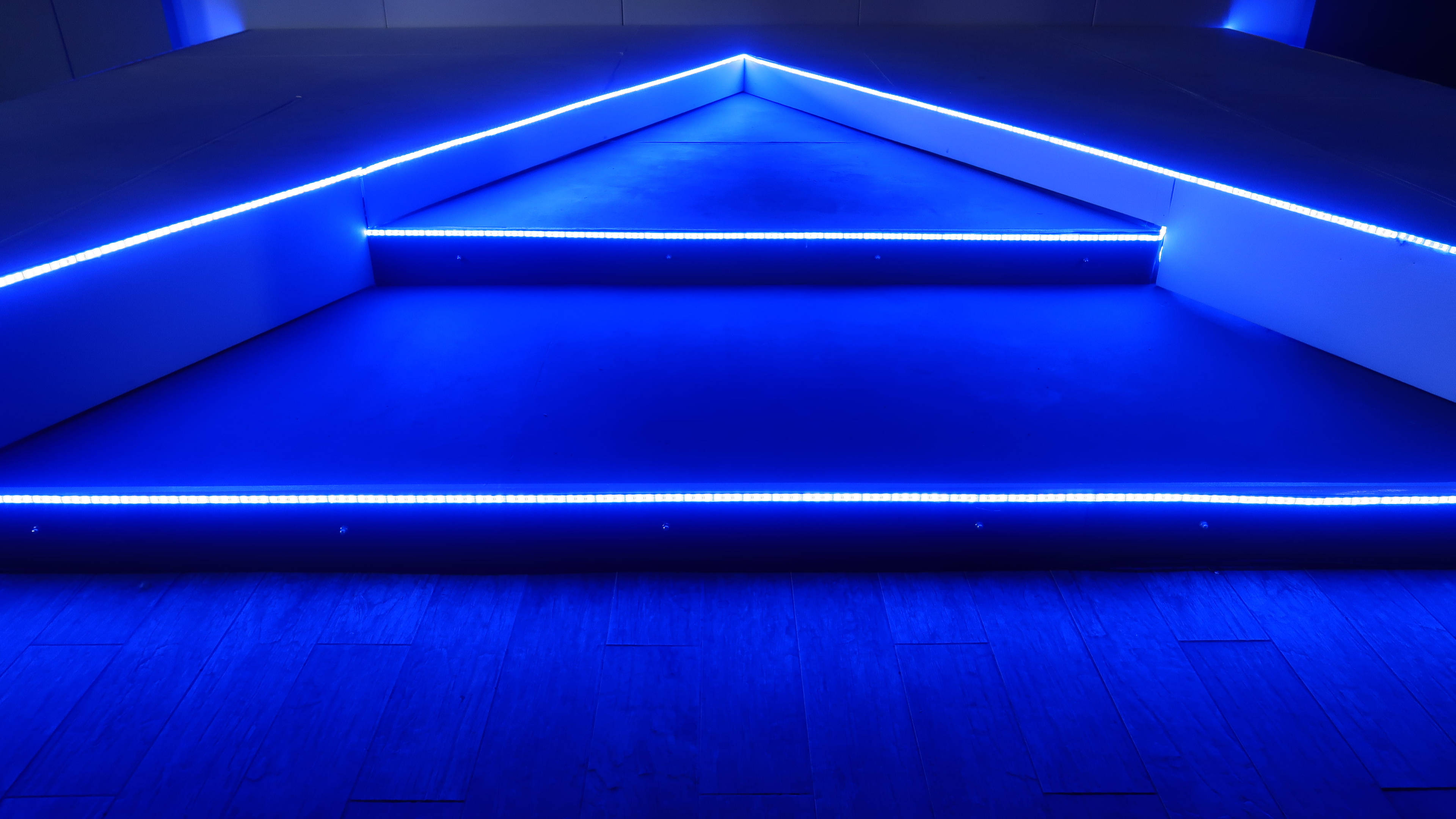 Stunning Blue Light Emitting 4k Led Display Background