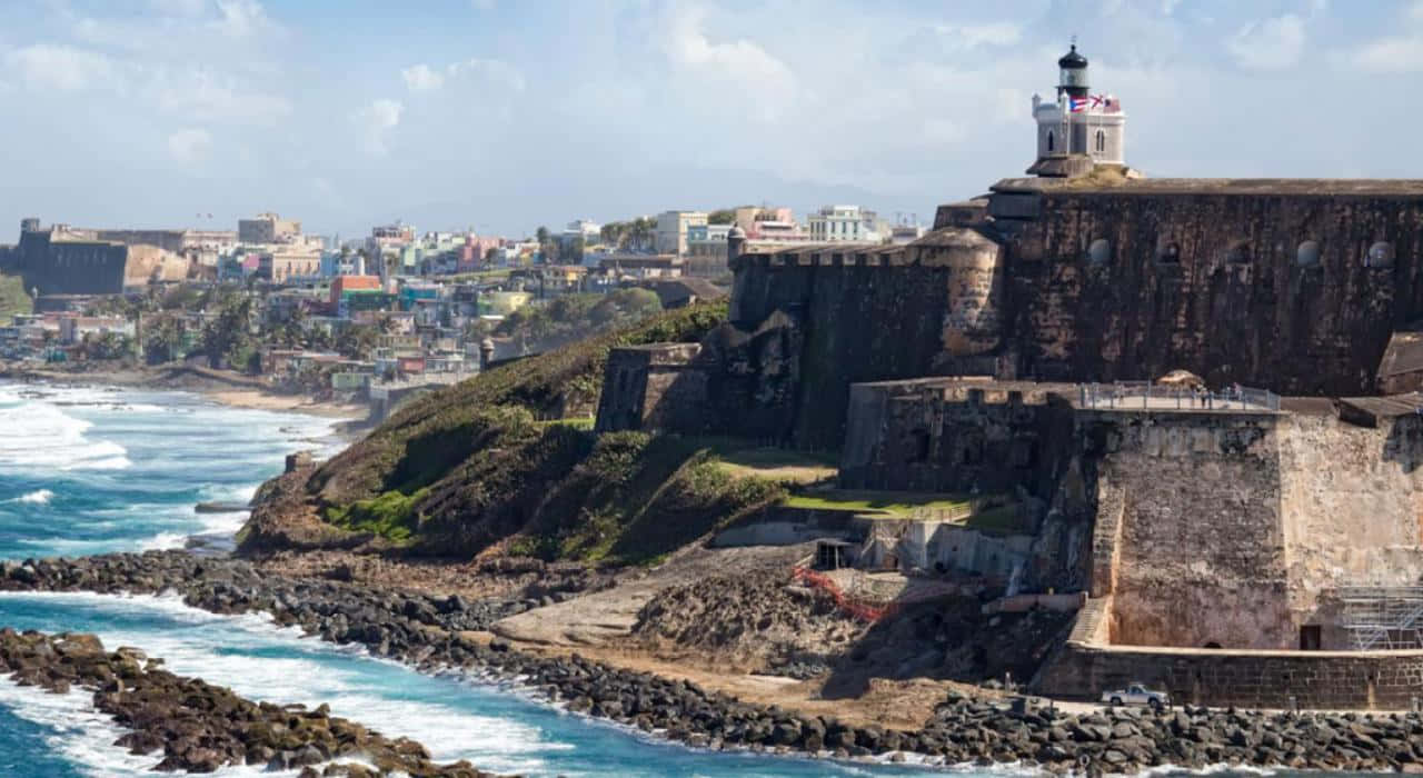 Stunning Castillo San Felipe Del Morro Background