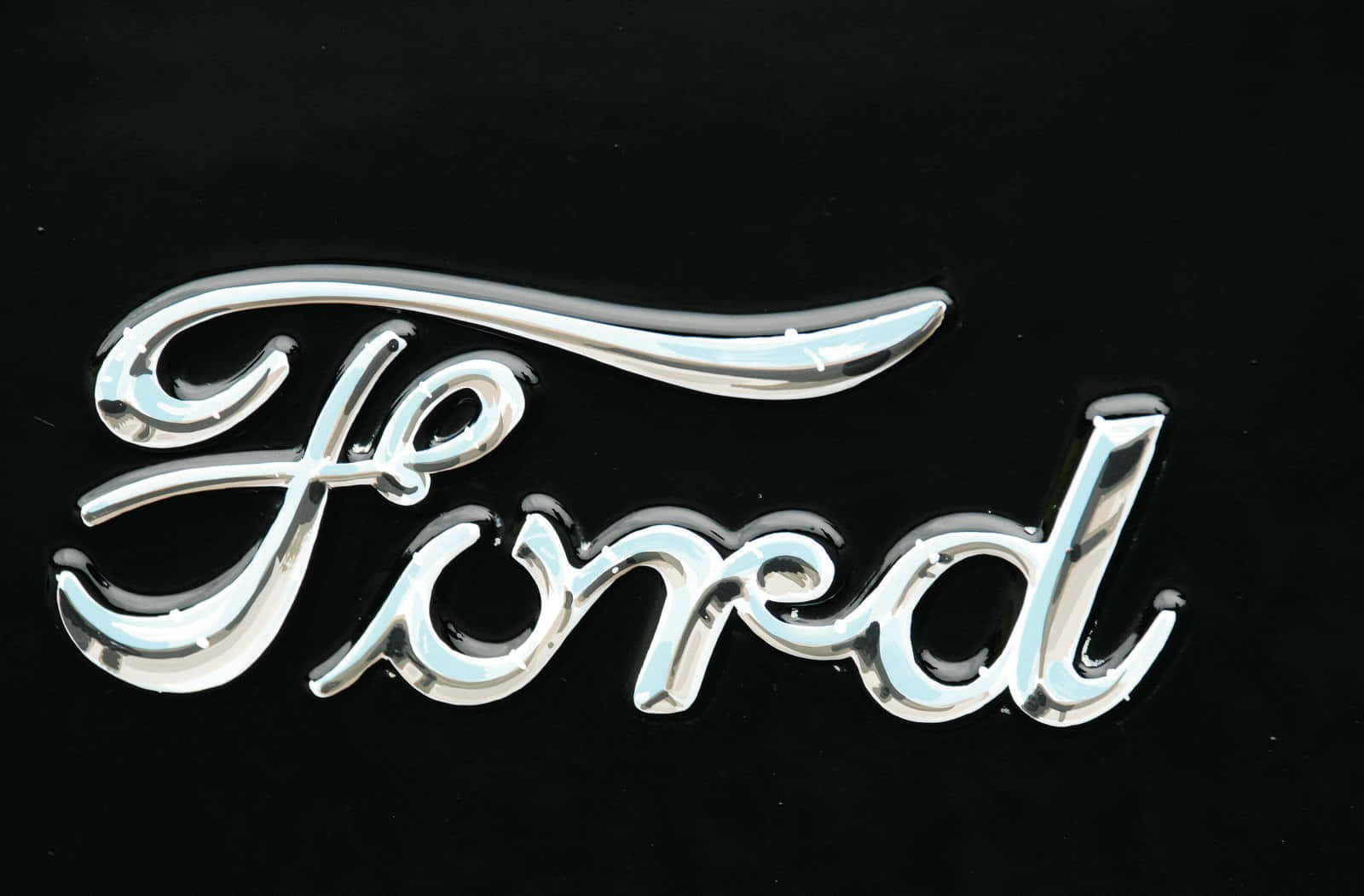 Stunning Ford Logo Wallpaper Background