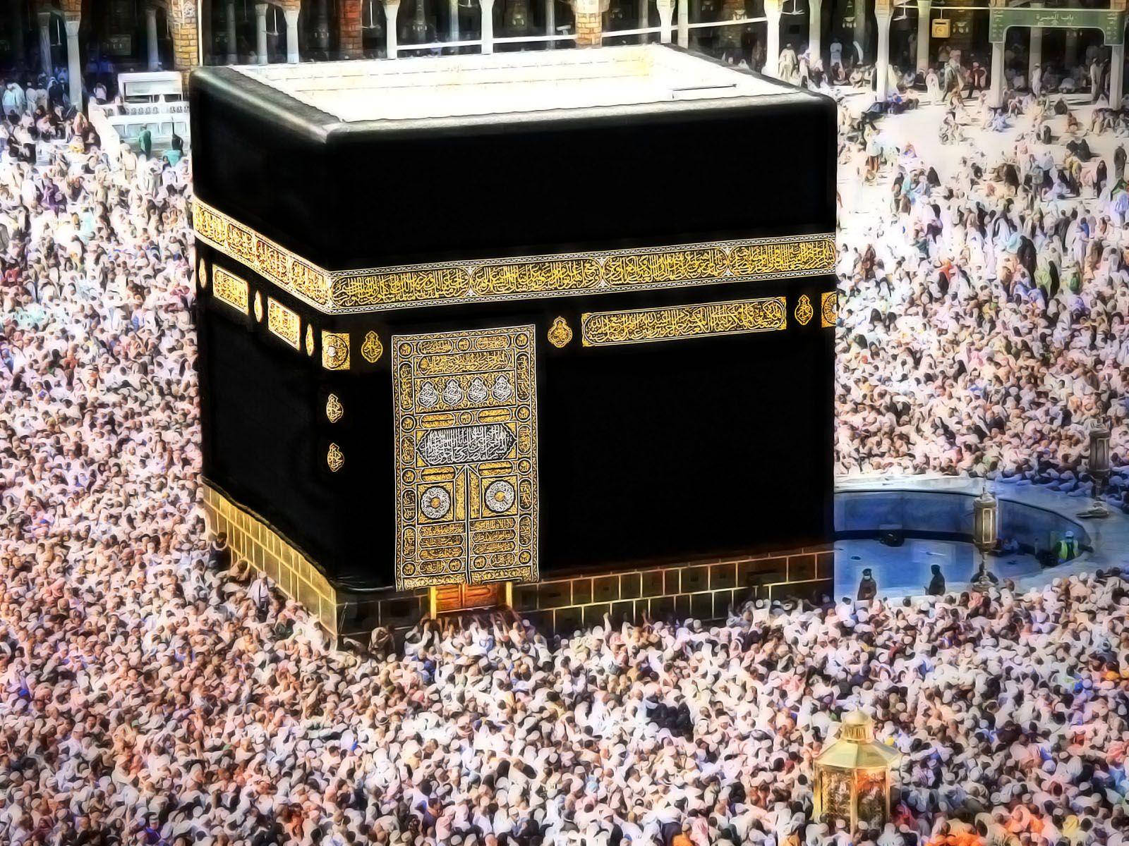 Stunning High Resolution Image Of The Kaaba, The Black Stone Worship Place In Makkah