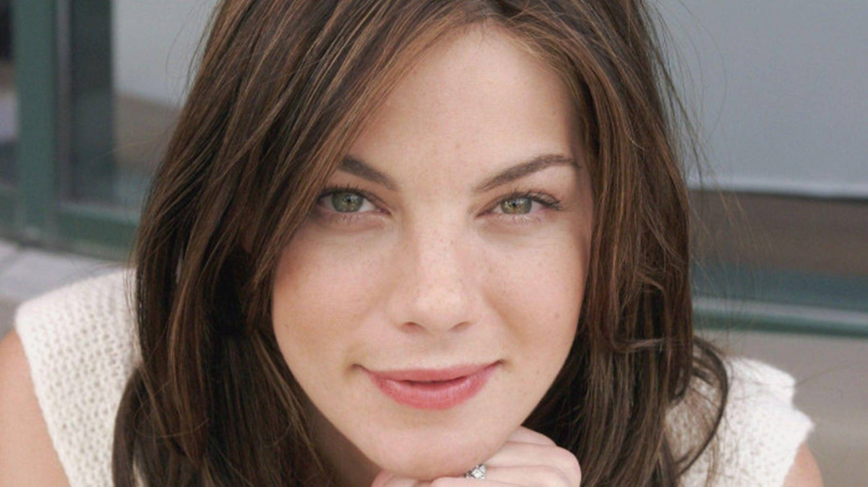 Stunning Hollywood Actress Michelle Monaghan Background