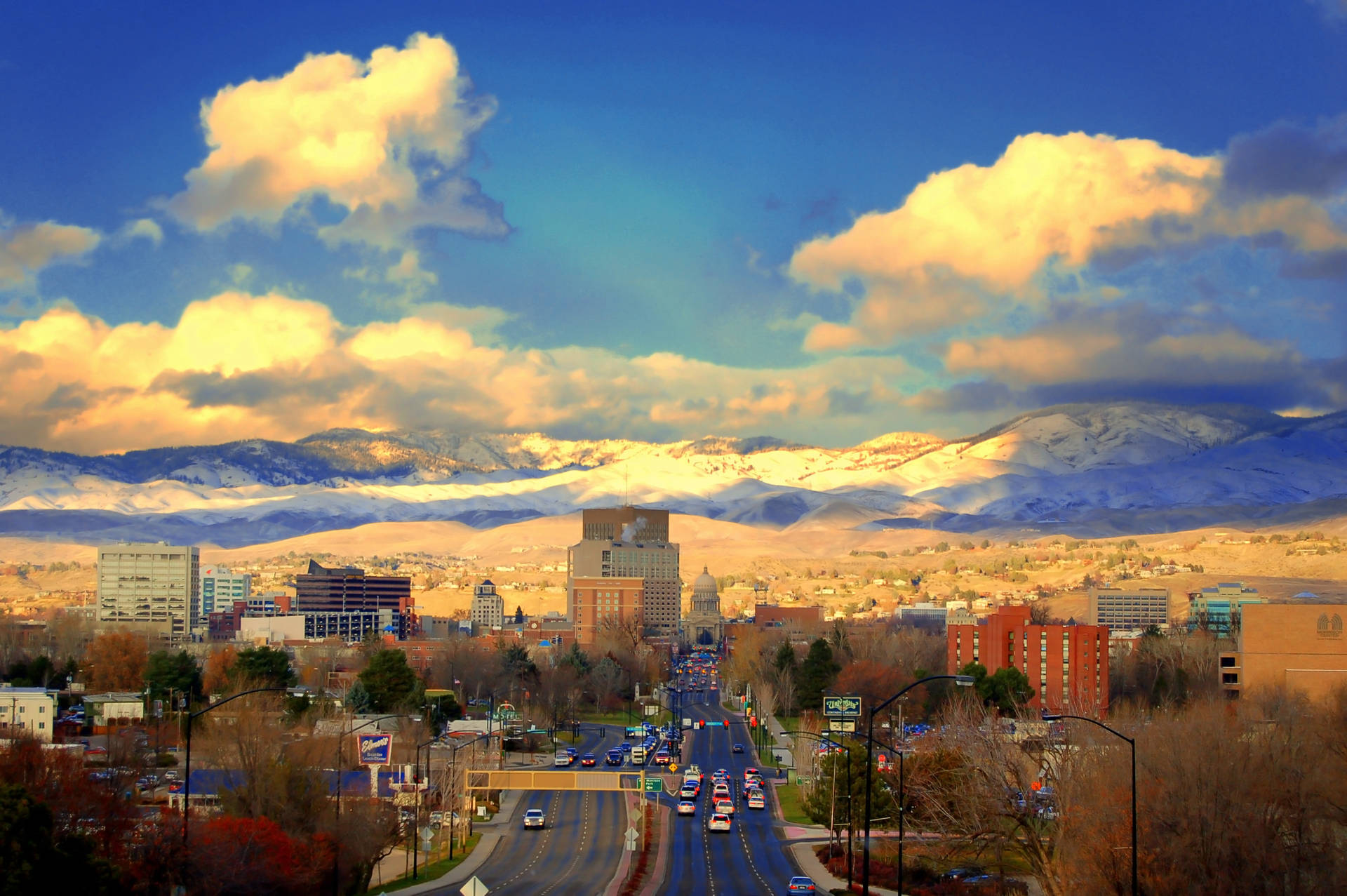 Stunning Idaho's Cityscape Background