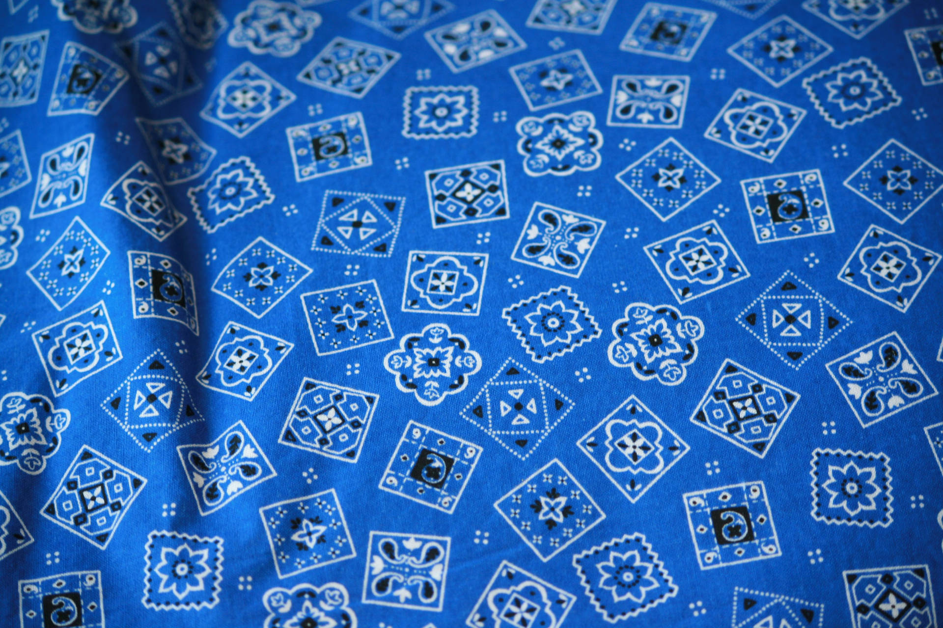 Stunning Intricate Blue Bandana Design Background