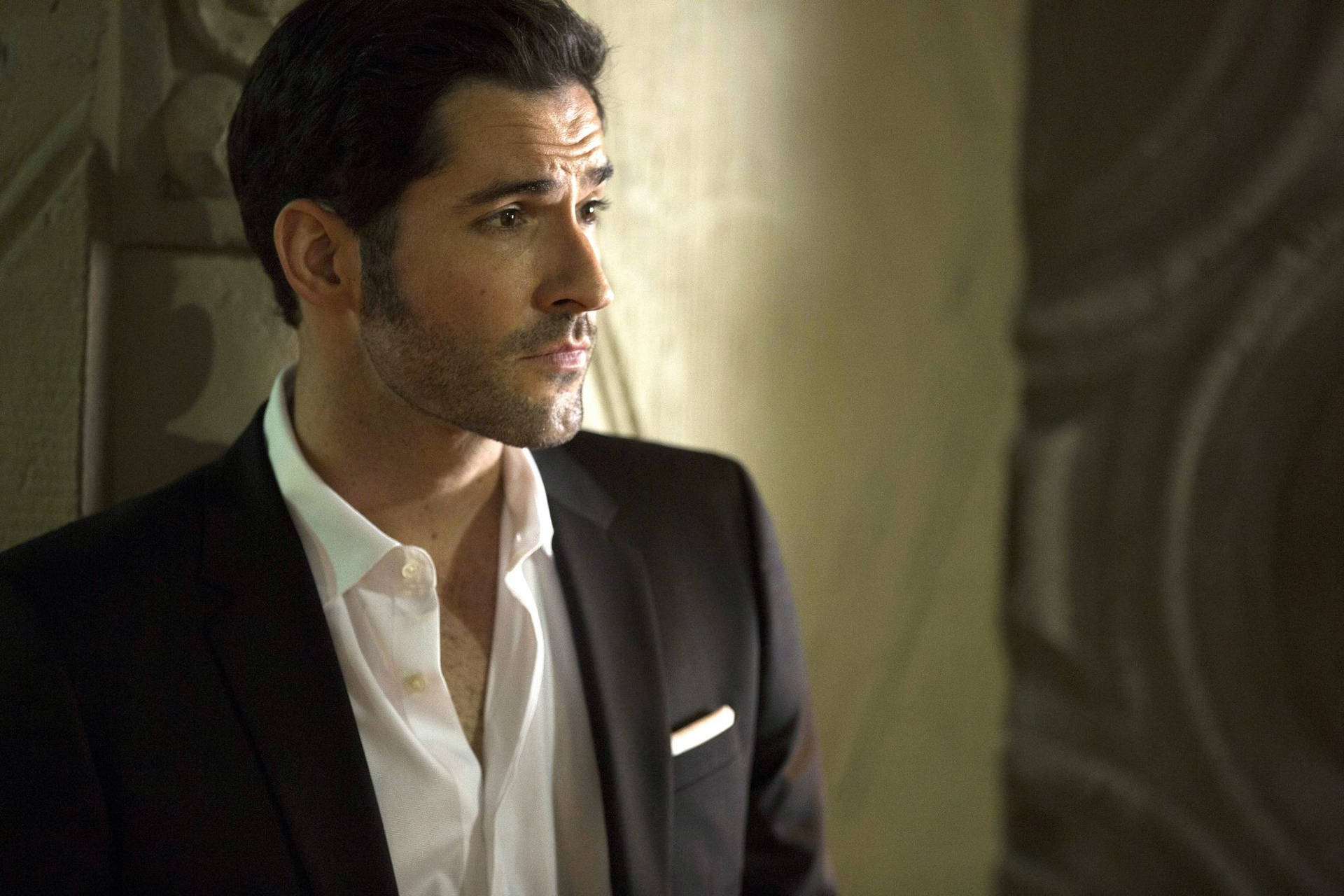 Stunning Lucifer Morningstar In Hd Background