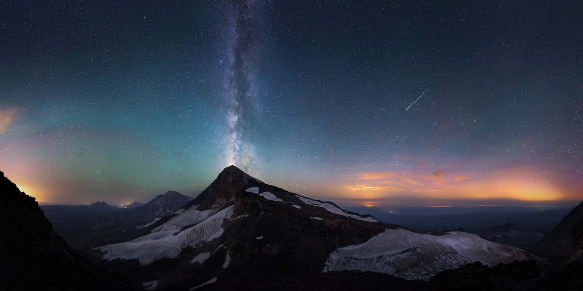 Stunning Meteor Shower In Night Sky Background