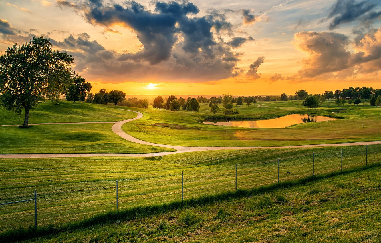 Stunning Missouri Landscape Background