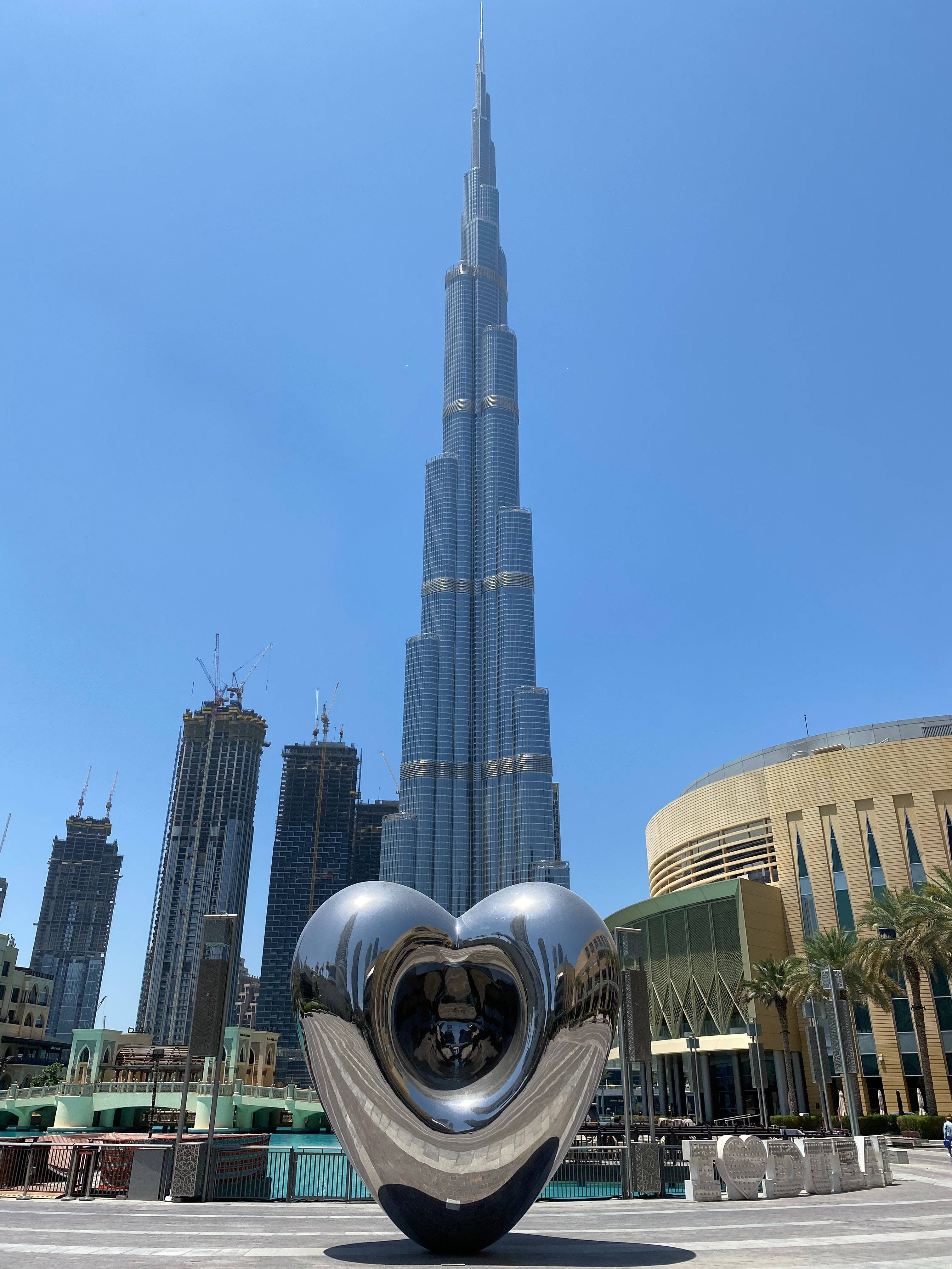 Stunning Monolithic Wonder Burj Khalifa Framed By Evening Sky Background