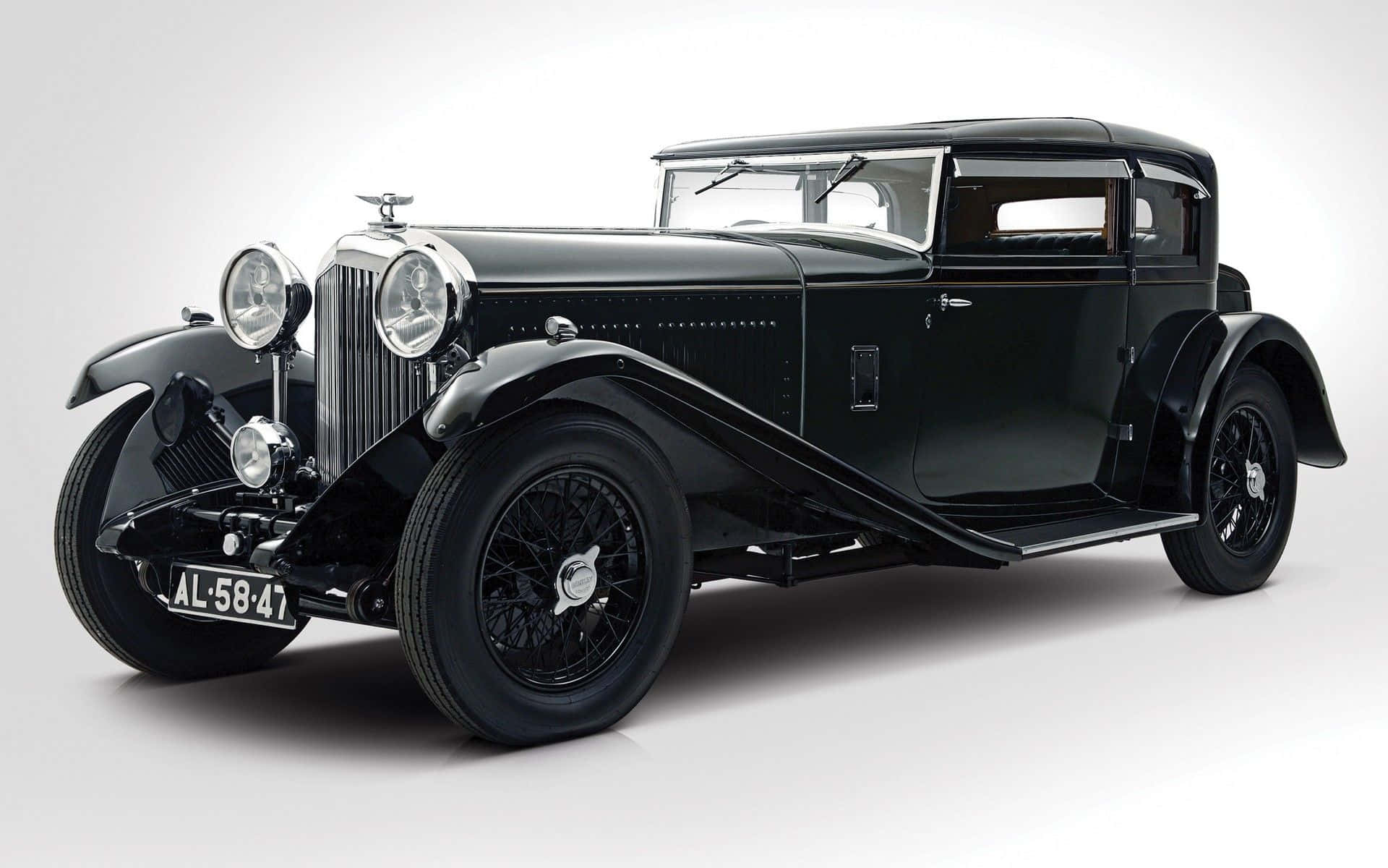 Stunning Old Bentley Background